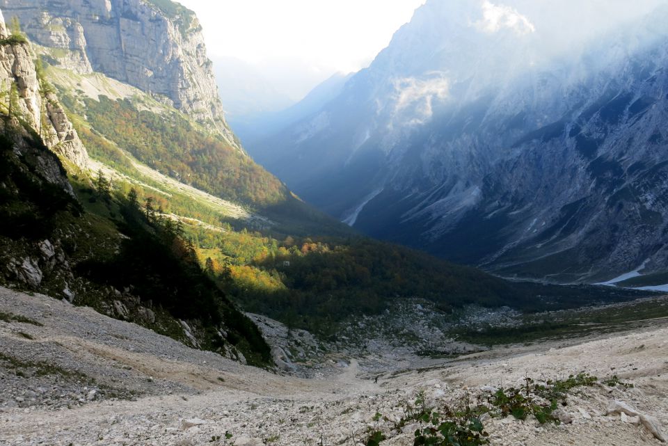 Bovški Gamsovec čez Luknjo,  24.09.2014 - foto povečava