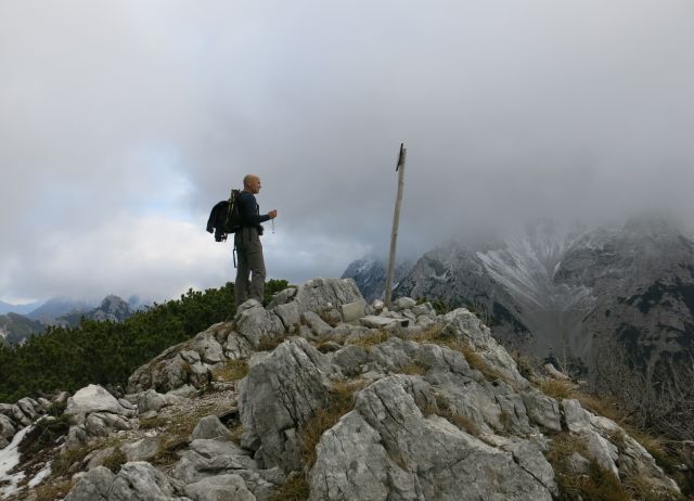 Srednji vrh nad Zelenico 18.10.15 - foto