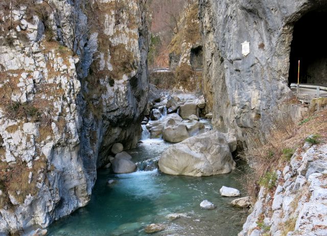 KOFCE iz Doline čez Kal, 16.01.2016 - foto