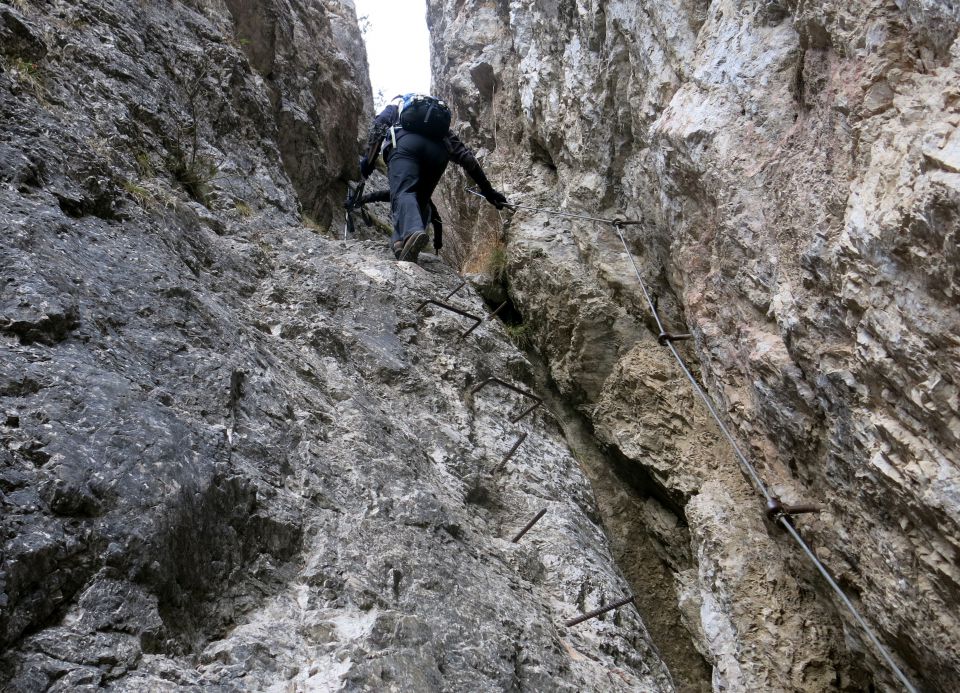 Z Drage  čez Preval na Roblek ,  20.01.2016 - foto povečava