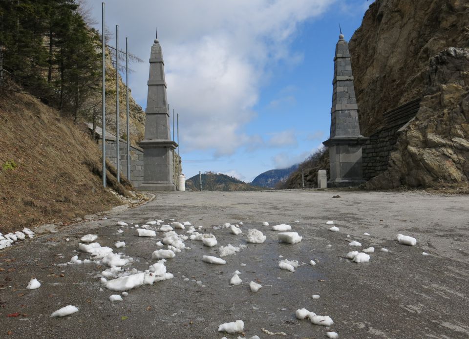 Povna peč,  10.04.2016 - foto povečava