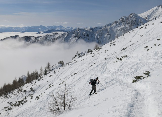 Viševnik nad meglo,  12.02.2017 - foto