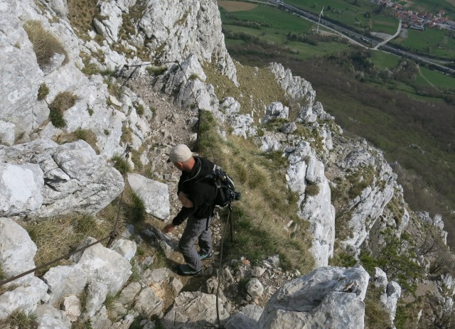 Nanos -čez drčo, 12.04.2017 - foto