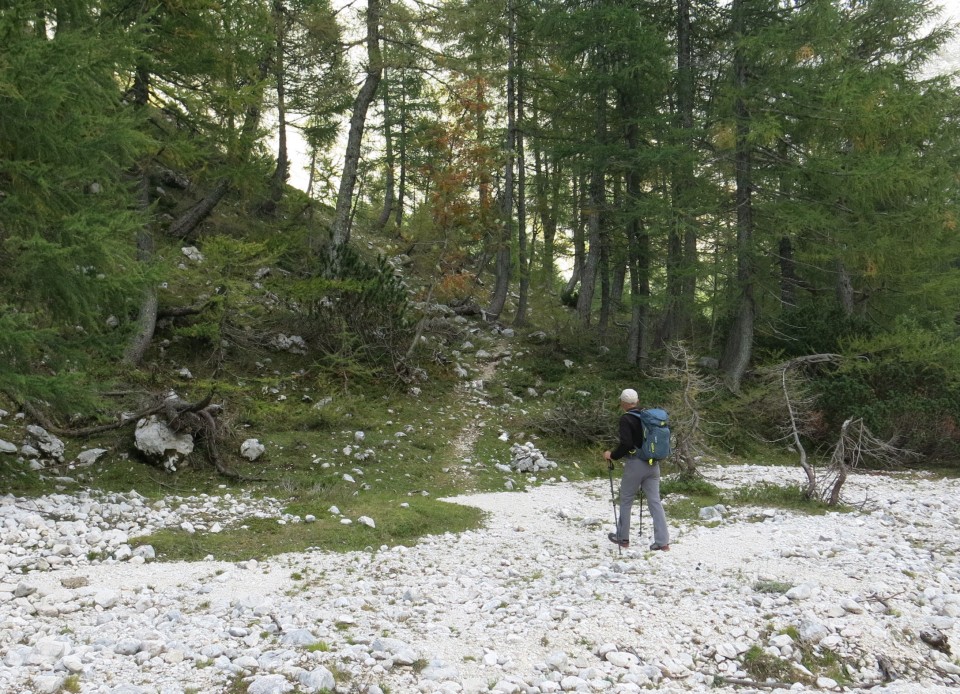 Vodnikov dom + Dolič  28.09.2019 - foto povečava