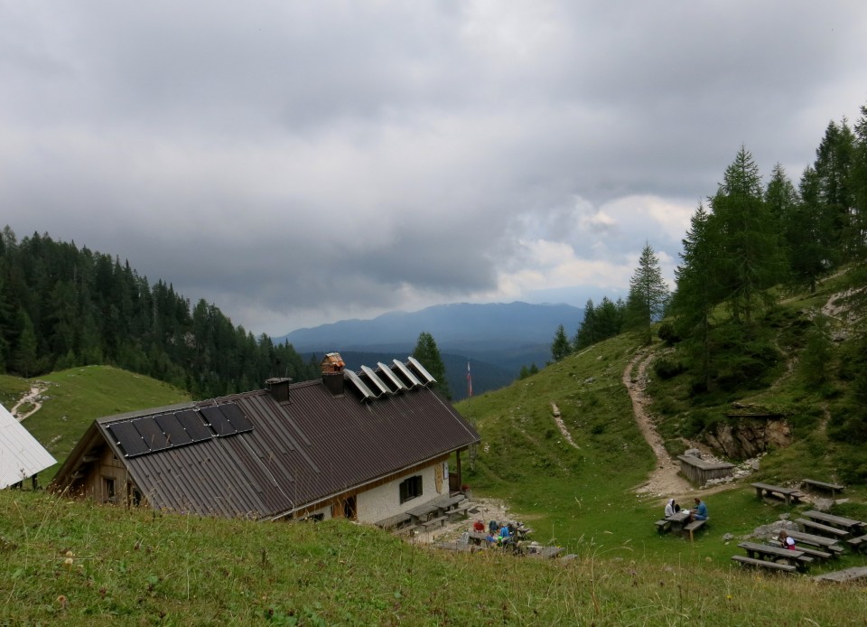 Okrog blejske koče  28.08.2020 - foto povečava