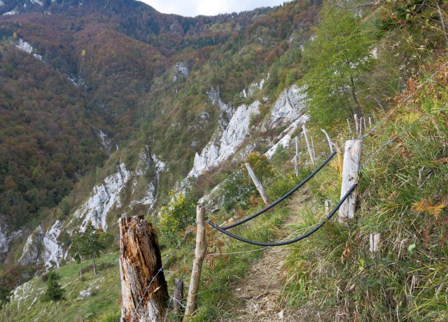 Kamniški vrh po prečni   18.10.2020 - foto