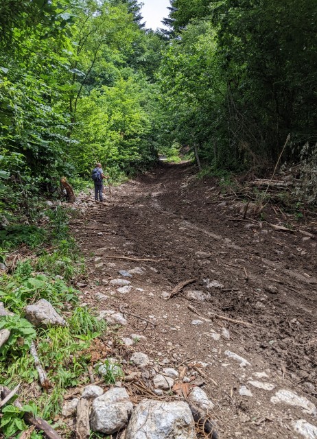 Iz drage na prevalo - krožna   22.06.2022 - foto