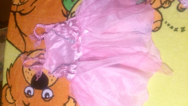 Oblekica za malo princesko