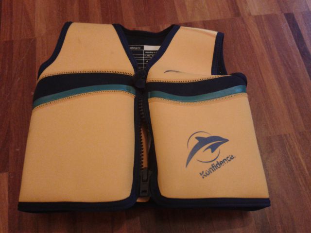 Plavalni jopič - 5€