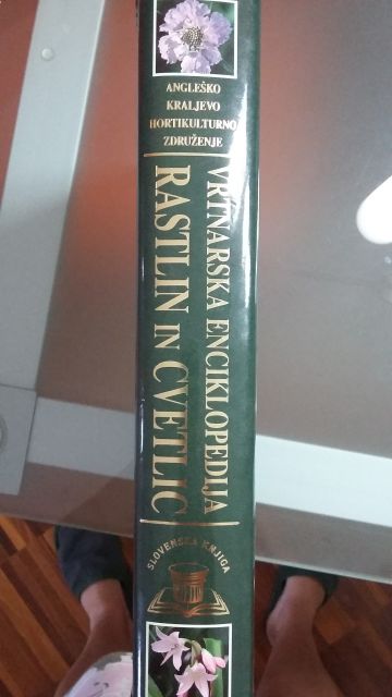 Velika enciklopedija Rastlin in cvetlic -> 25€