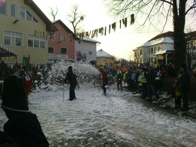 Fašenk na Vidmu pri Ptuju 2010 - foto