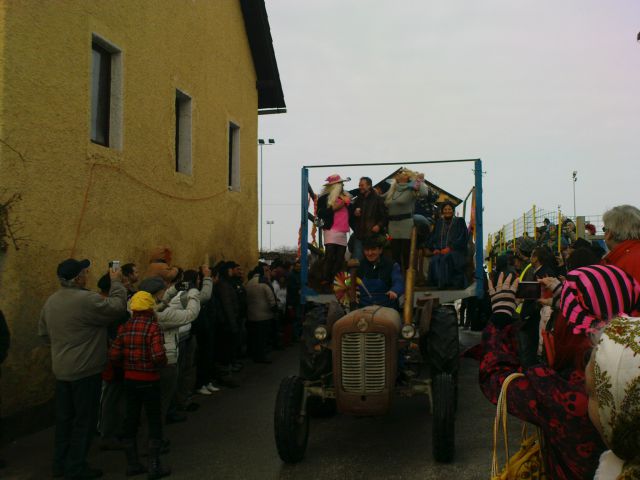 Fašenk na Vidmu pri Ptuju 2010 - foto