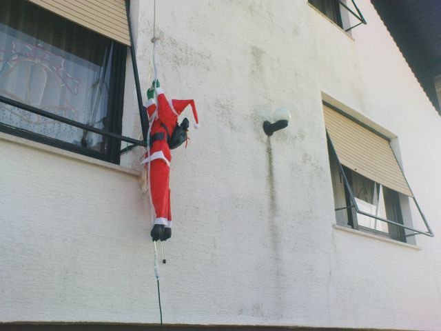 Pri sosedu je prišo božiček...