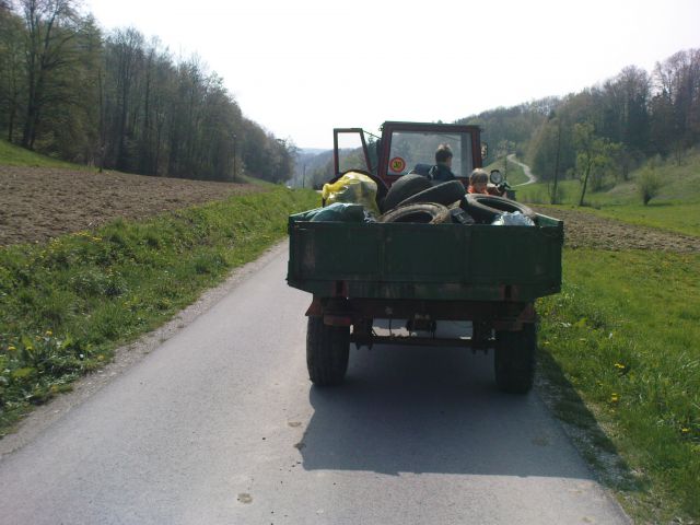 Očistimo Slovenijo 17.04.2010 - foto