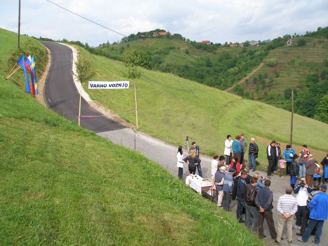 Otvoritev ceste  pri Retoju 5/2010 - foto