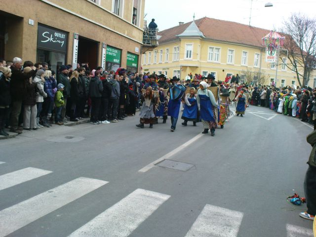 Karneval na ptuju 06.03.2011 - foto