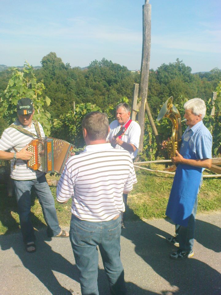 Postavitev klopotca na cesti klopotcev - foto povečava