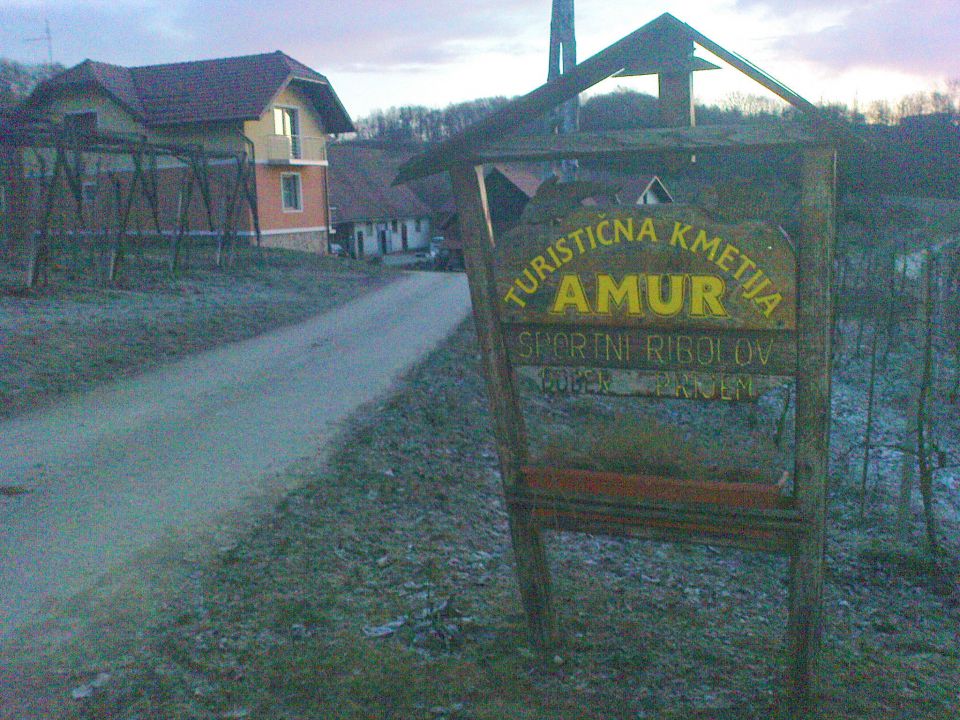 mimo turistične kmetije Amur