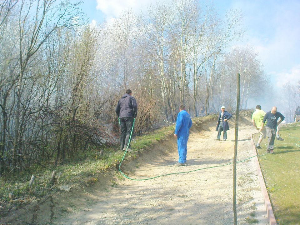 Gozdni požar v Gradiščah / 31.3.2012 - foto povečava