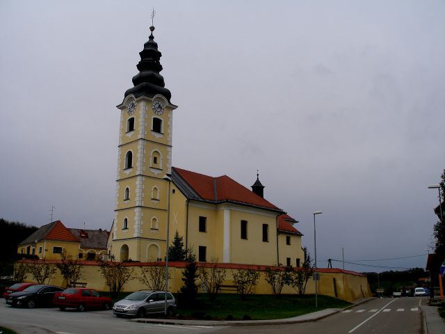 Farna cerkev Sv.Andreja v Leskovcu