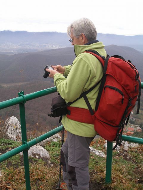 Kaki pogled s pečine na Ivančico
