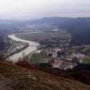 lep pogled z vrha na Radeče