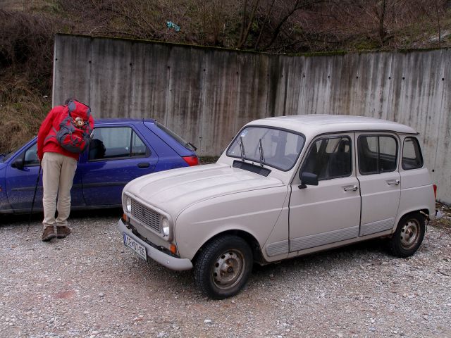 Stara dobra katrca na parkingu,kjer smo končali današnje raziskovanje