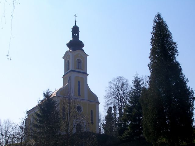 Cerkev Sv.Petra in Pavla nad Cvetlinom