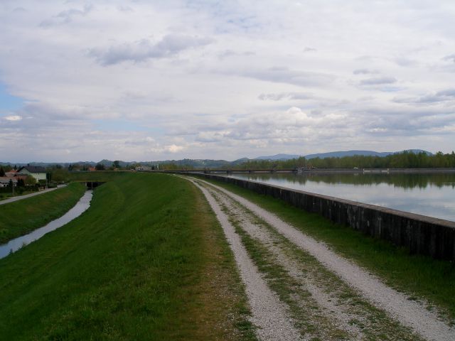 Gradišča-Ptuj 10.4.2014 - foto