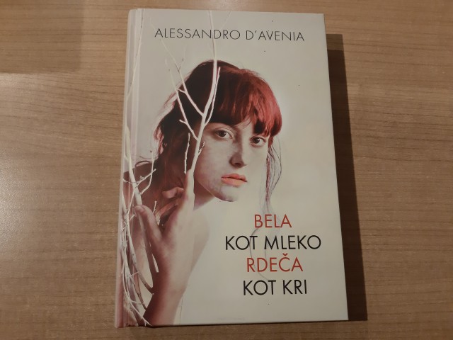 Knjiga Bela kot mleko rdeča kot kri, 7 eur