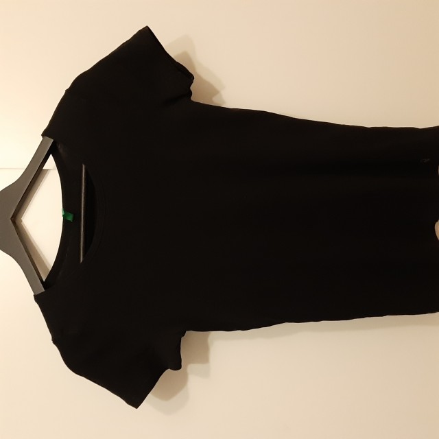 Črna basic majčka, Benetton, št M