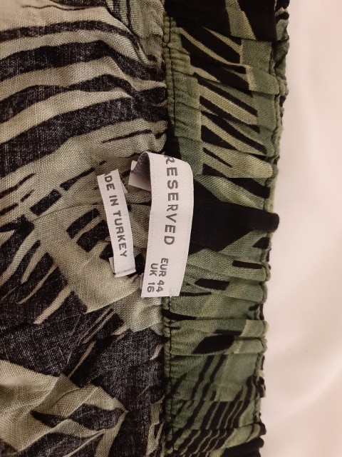 Majčka RESERVED, vel 44, 3 eur