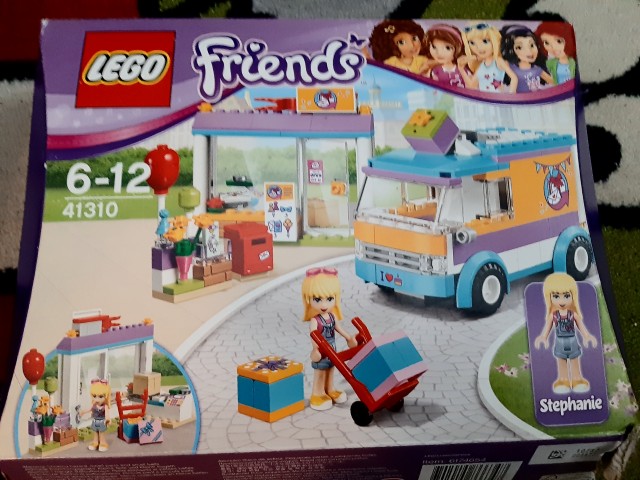 LEGO Friends 41310 Dostava daril v Heartlaku - 11 eur