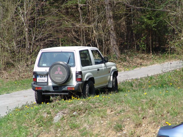 čistilna akcija april - foto