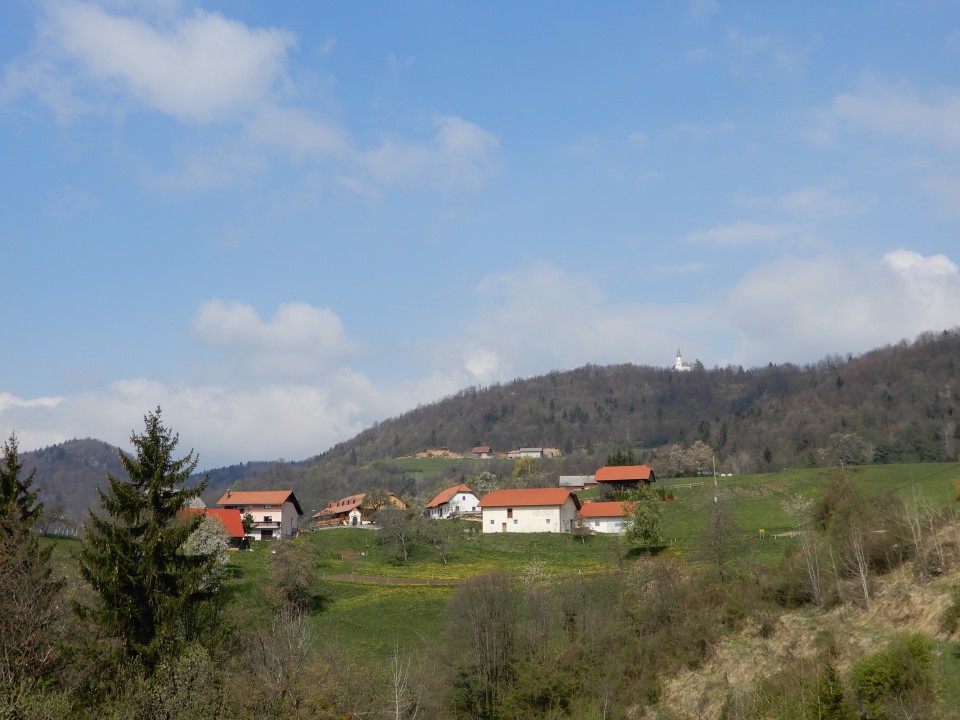 15. 4. 2019 - foto povečava