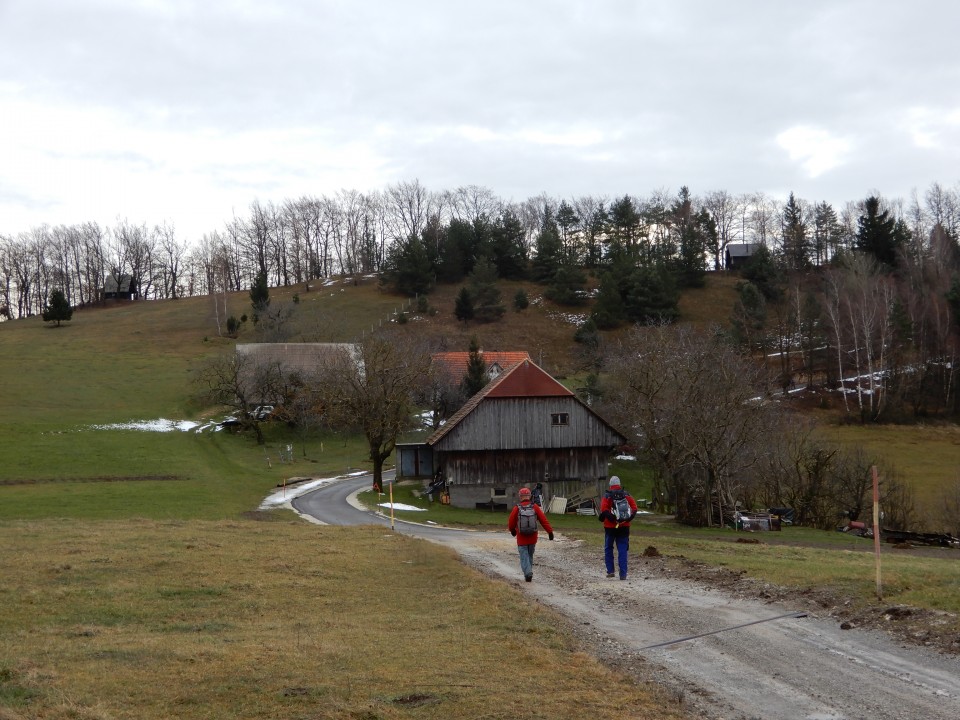 16. 12. 2019 RAVNI LOG - foto povečava