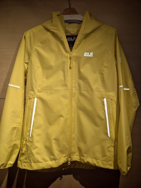 Nenošena nepodložena jakna,Jack Wolfskin,M,ustreza 40,45 eur