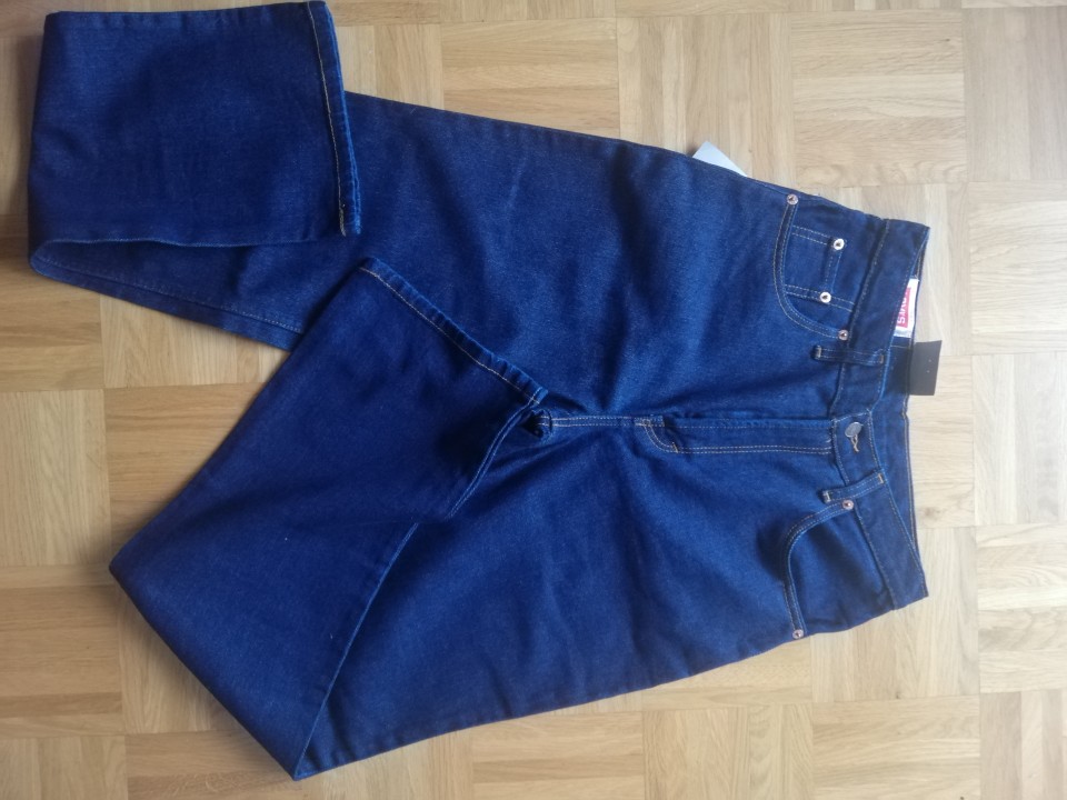 Levis jeans nove - foto povečava