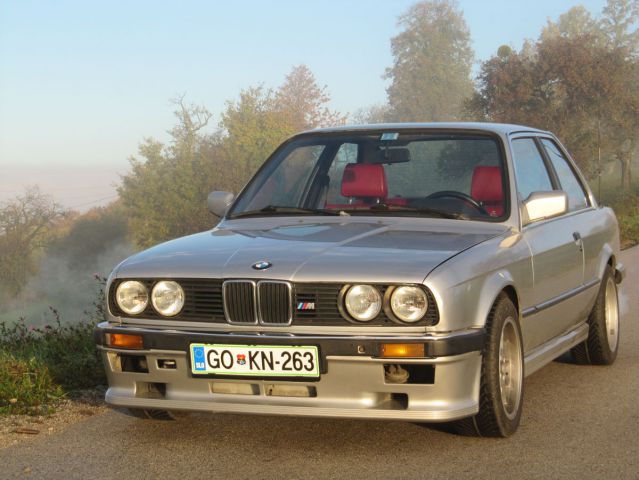 E30 - foto