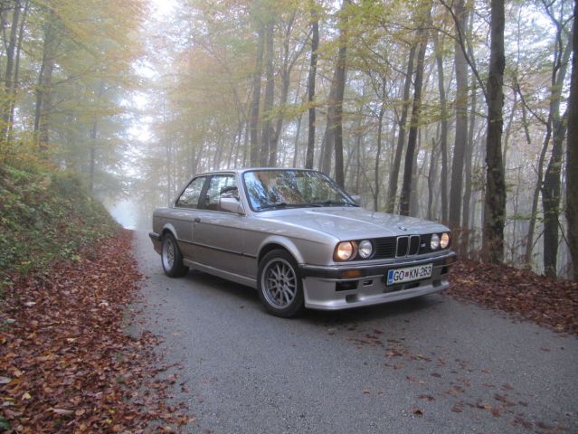 E30 - foto