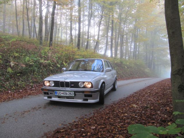 E30 - foto