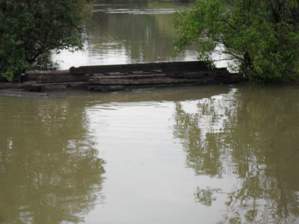 Poplave 2010 - foto povečava