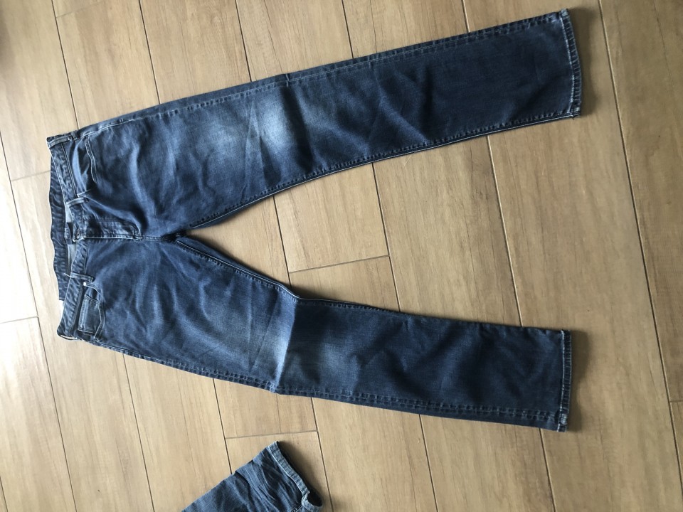 ARMANI-5   EUR