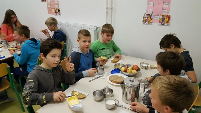 Tradicionalni slovenski zajtrk - foto