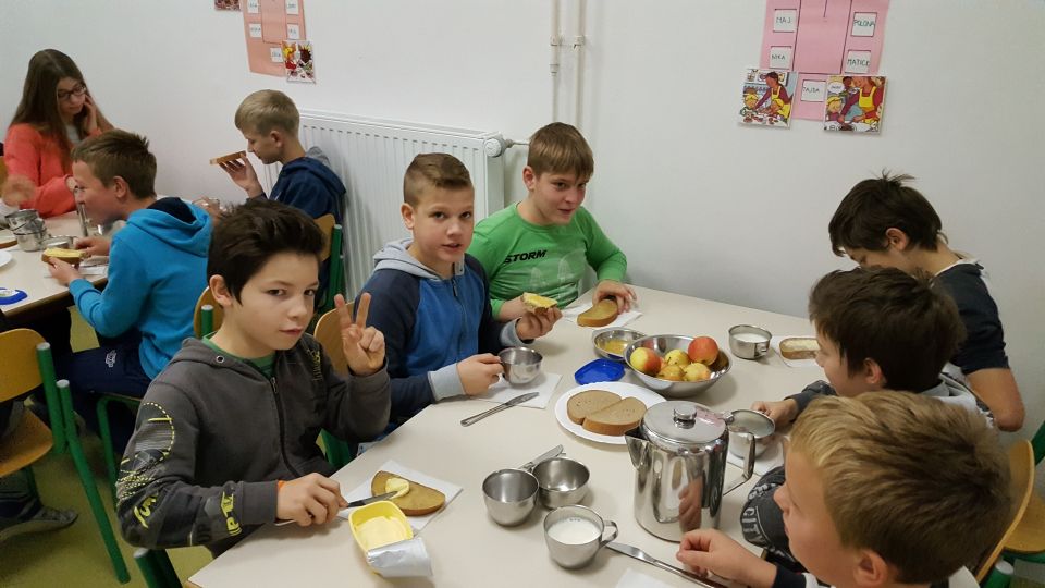 Tradicionalni slovenski zajtrk - foto povečava