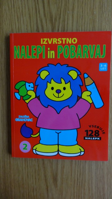 Nova 3-6 let pobarvanka s 128 nalepkami za 4 evre