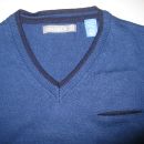 Nov pulover Okaidi št. 110 bližje