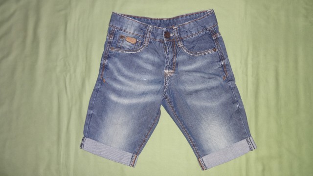 Kratke hlače Zara št. 116-122 (do 128) iz kpl za 9,5 evra kot nove