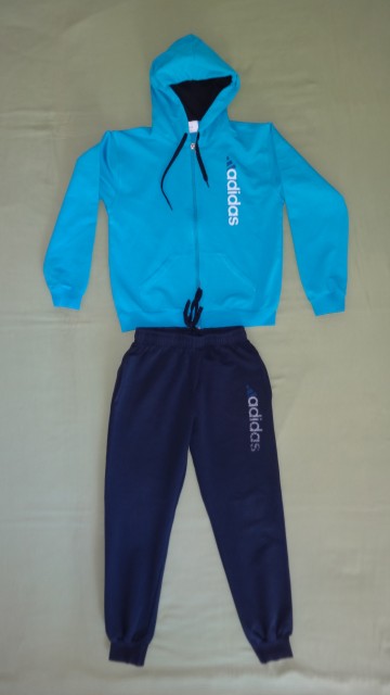 Trenirka Adidas (neoriginal) št. 128 (134) za 9 evrov