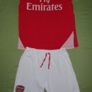 Pižamica F&F Arsenal št. 140 za 2 evra